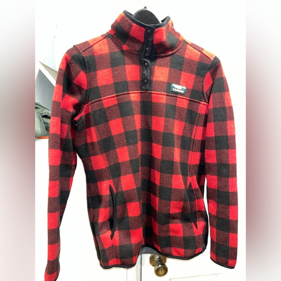 L.L. Bean Sweaters - L.L. Bean Womans Red Black Plaid Quarter Button Up Fleece Pullover Size Medium